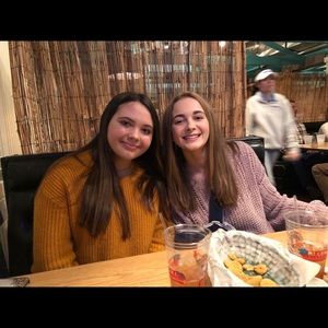 Meet your Posher, Hannah